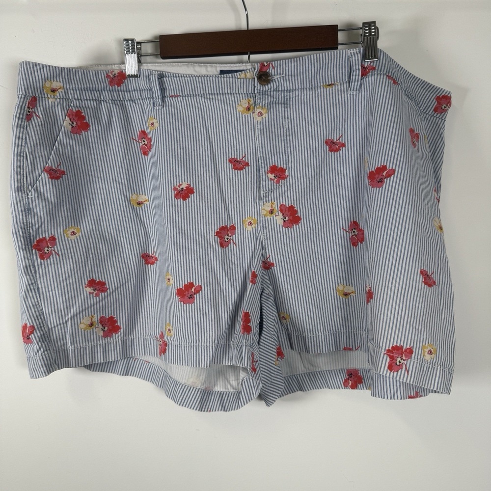 Old Navy Women's Short Everyday Short Blue Stripe Floral Size 22 Plus Size